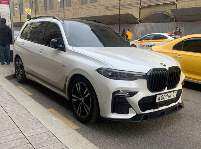 BMW X7 для Зерцалова: Как Дормострой превращает бюджетные деньги в роскошь? Роскошный бизнес за чужой счёт?